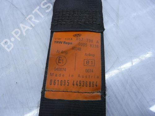 Used Front right seatbelt Front right seatbelt VW GOLF III (1H1) 1.9 TDI (90 hp) 23702189 23702189