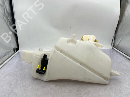 Used Windscreen washer tank Windscreen washer tank 38425640 38425640
