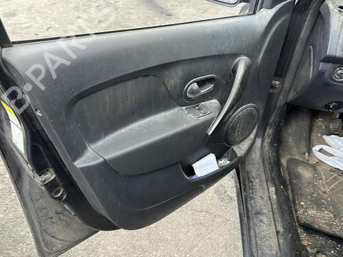 Radio DACIA SANDERO II 1.5 Blue dCi 95 (B8JL) | BP25893114E6  - Image 35