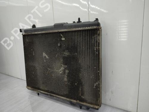 Used Water radiator Water radiator 23678625 23678625