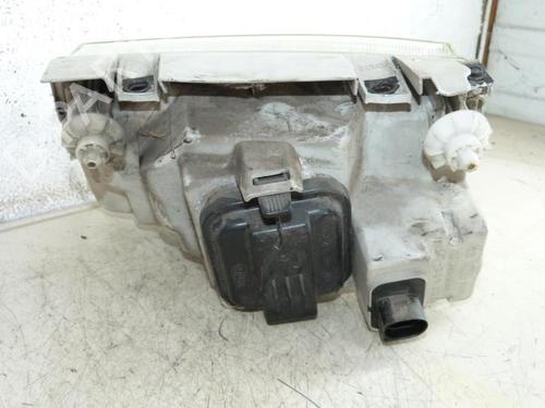 Right headlight VW POLO III (6N1) 60 1.4 | BP23695561C29 