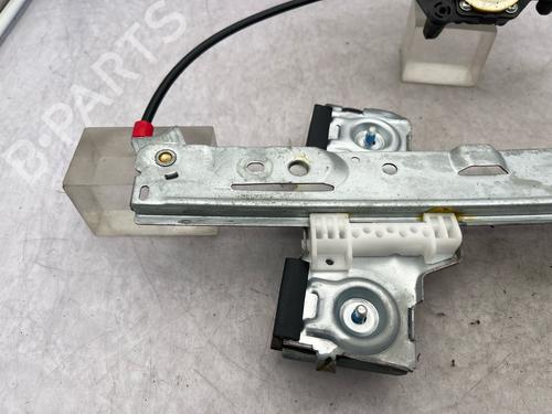Rudehejsemekanisme venstre bagtil Rudehejsemekanisme venstre bagtil FORD FIESTA VI (CB1, CCN) 1.5 TDCi (75 hp) 39738332 39738332