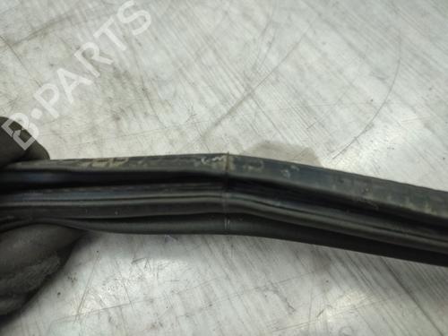 Rubber door seal PEUGEOT 308 II (LB_, LP_, LW_, LH_, L3_) 1.5 BlueHDi 130 | BP25820268C142