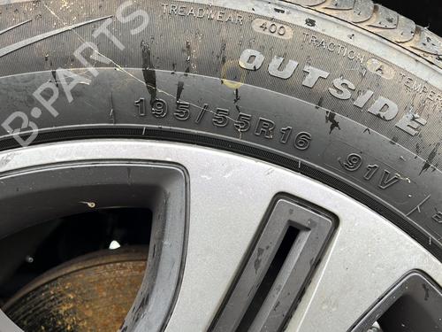 Right front fog light DACIA LODGY (JS_) 1.3 TCe 130 (JSNE) | BP27327715C31 - Image 1