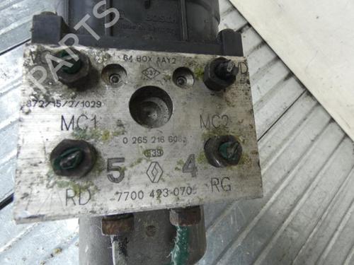 Used ABS pump ABS pump RENAULT MEGANE Scenic (JA0/1_) 1.9 dT (JA0K, JA0Y) (90 hp) 23666579 23666579