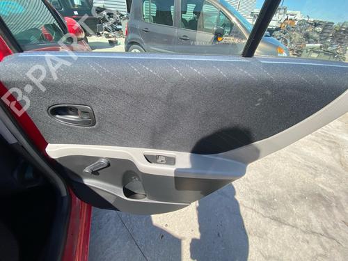 Dashboard TOYOTA YARIS (_P9_) 1.4 D-4D (NLP90_, NLP90R) | BP37644888C46 - Image 17