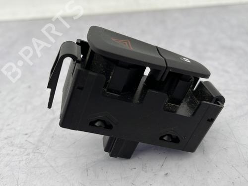 Used Warning switch Warning switch DACIA SANDERO II TCe 90 (B8M1, B8MA, B8AC) (90 hp) 23761529 23761529