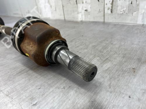 Aandrijfas links voor Aandrijfas links voor RENAULT TRAFIC III Van (FG_) 1.6 dCi 120 (FGMB, FGMC) (120 hp) 37035990 37035990