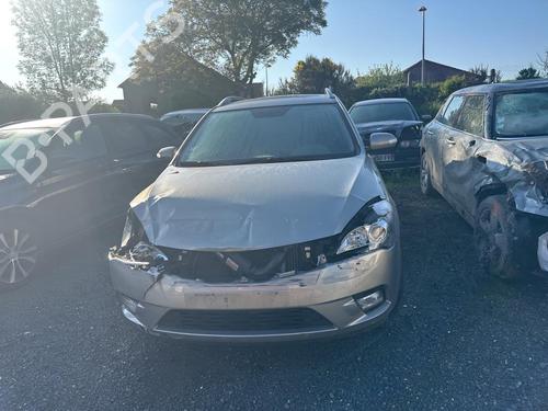 Front right seatbelt KIA CEE'D SW (ED) 1.6 CRDi 115 | BP23761257I25  - Image 17