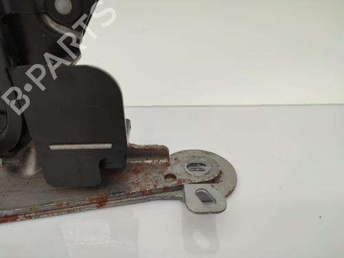 Used Hand brake PEUGEOT 208 I (CA_, CC_) 1.6 HDi / BlueHDi 75 (75 hp) 23710632