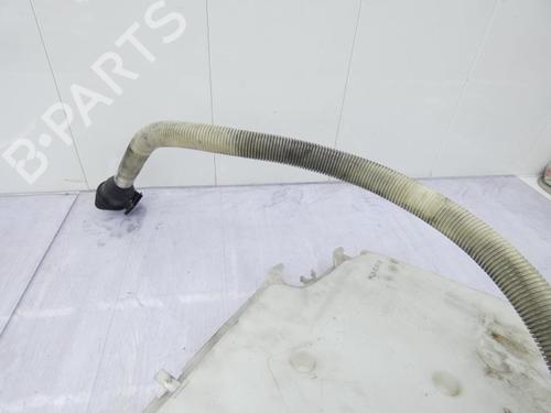 Used Windscreen washer tank BMW 1 (E81) 116 d (116 hp) 23669434