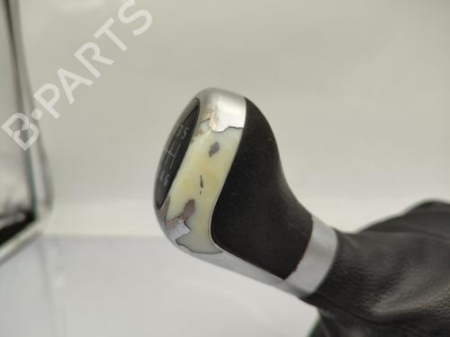 Used Gear lever BMW 1 (E87) 120 d (177 hp) 23733155