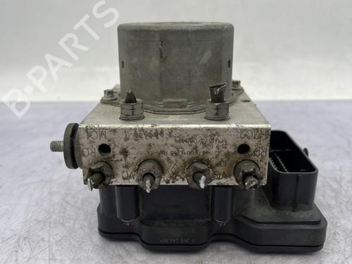 Used ABS pump RENAULT KANGOO Express (FW0/1_) 1.5 dCi 90 (FW0G, FW05, FW08, FW11) (90 hp) 23755045