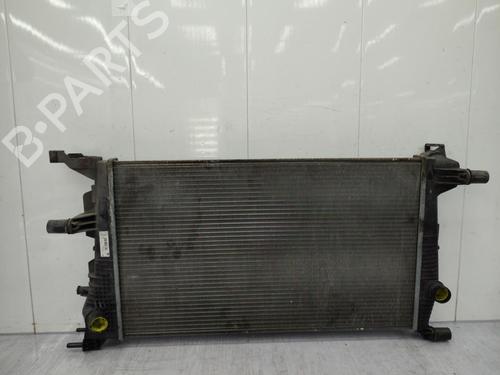 Used Water radiator Water radiator RENAULT MEGANE III Grandtour (KZ0/1) 1.5 dCi (KZ0C, KZ1A) (90 hp) 23719359 23719359