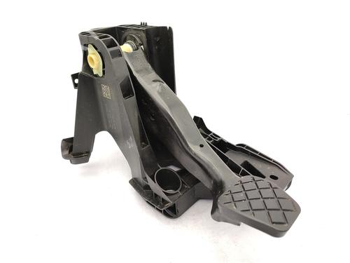 Used Break pedal VW GOLF VII (5G1, BQ1, BE1, BE2) 2.0 TDI (150 hp) 23754429