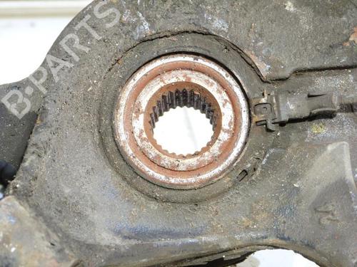 Used Left front steering knuckle RENAULT LAGUNA II (BG0/1_) 1.6 16V (BG0A, BG0L) (107 hp) 23694535