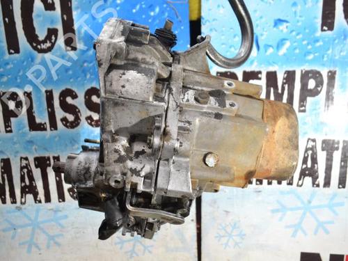 Used Gearbox Gearbox RENAULT SUPER 5 (B/C40_) 1.6 D (B/C/404) (55 hp) 23667068 23667068