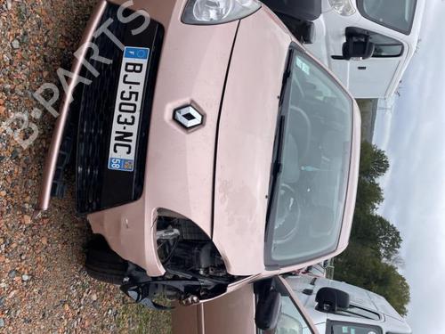 Høyre foran beltestrammer RENAULT TWINGO II (CN0_) 1.2 16V (CN04, CN0B) | BP23718438C88 