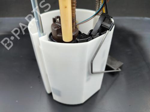 Used Fuel pump VW POLO V (6R1, 6C1) 1.2 (60 hp) 23750438