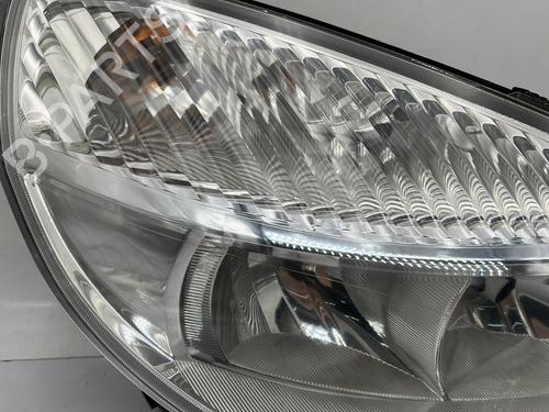 Right headlight RENAULT SCÉNIC II (JM0/1_) 2.0 (JM05, JM0U, JM1N, JM1U, JM2V) | BP28103487C29 