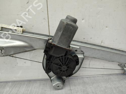 Used Rear left window mechanism Rear left window mechanism RENAULT CLIO III (BR0/1, CR0/1) 1.5 dCi (BR17, CR17) (86 hp) 23679090 23679090