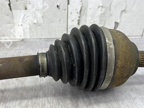 Used Right front driveshaft Right front driveshaft PEUGEOT 508 SW I (8E_) 2.0 HDi (163 hp) 33569338 33569338