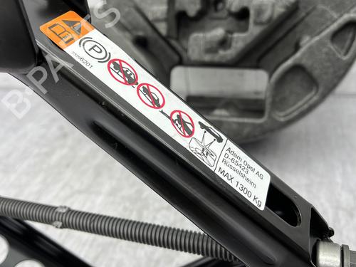 other-opel-astra-k-b16-2015-2016-2017-2018-2019-2020-2021-2022-30082489 main image