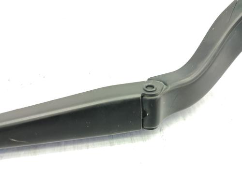 Front windshield wiper arm MERCEDES-BENZ A-CLASS (W169) A 180 CDI (169.007, 169.307) | BP23756337C143 