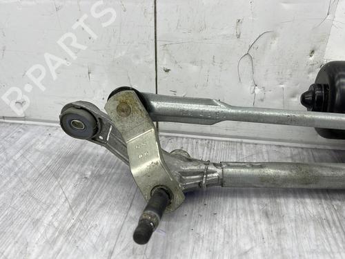 Used Front wiper motor Front wiper motor RENAULT MEGANE IV Hatchback (B9A/M/N_) 1.5 dCi 110 (B9A3) (110 hp) 30609565 30609565
