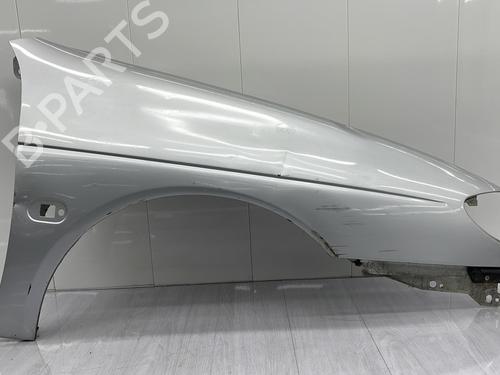 Used Right front fenders RENAULT MEGANE I (BA0/1_) 1.6 e (BA0F, BA0S) (90 hp) 23702431