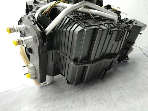 Used Heater matrix box Heater matrix box PEUGEOT 308 II (LB_, LP_, LW_, LH_, L3_) 1.6 BlueHDi 120 (120 hp) 23753538 23753538