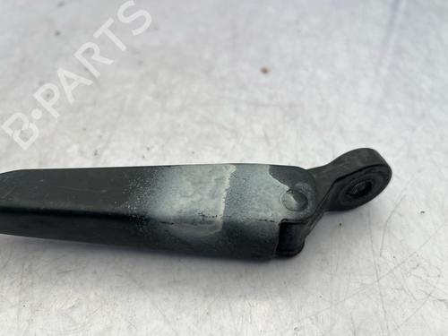 Bagrudeviskerarm Bagrudeviskerarm RENAULT KANGOO (KC0/1_) D 65 1.9 (KC0E, KC02, KC0J, KC0N) (64 hp) 33984254 33984254