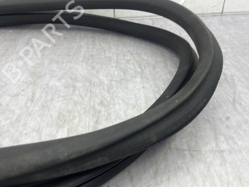 rubber-door-seal-mercedes-benz-a-class-w177-2018-31022266 main image