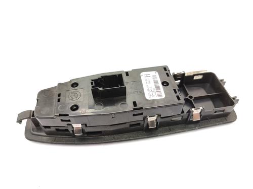 Left front window switch BMW 1 (F21) 118 d | BP23750914I27 - Image 3