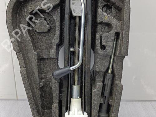 Jack Kit VW POLO V (6R1, 6C1) 1.6 TDI | BP23676307C119 