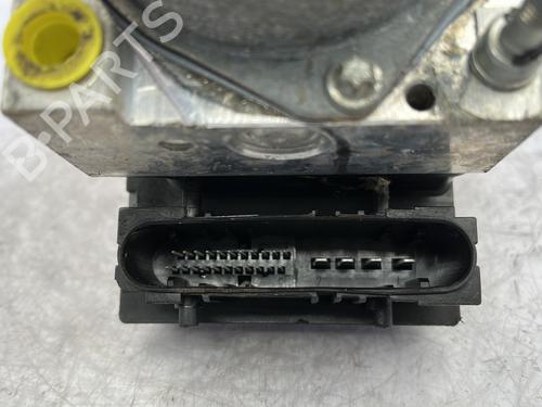 Used ABS pump ABS pump RENAULT TWINGO I (C06_) 1.2 16V (C06C, C06D, C06K) (75 hp) 23681665 23681665