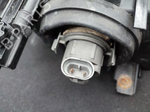 Left headlight BMW 3 Touring (E46) 330 xd | BP23692426C28 