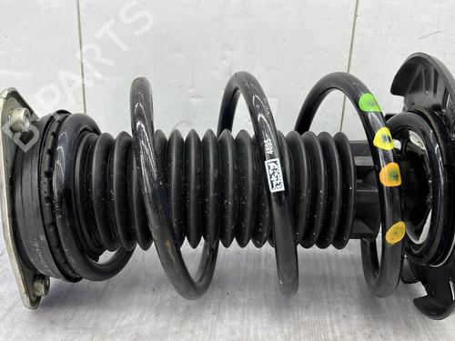 Used Left front shock absorber Left front shock absorber PEUGEOT 3008 II SUV (MC_, MR_, MJ_, M4_) 1.5 BlueHDi 130 (131 hp) 26132139 26132139