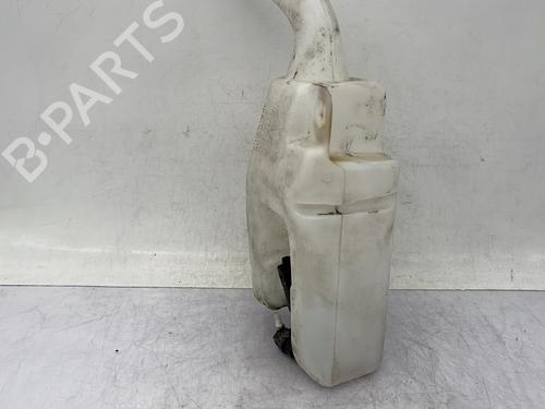 Used Windscreen washer tank RENAULT TWINGO II (CN0_) 1.2 (CN0D) (58 hp) 31025899