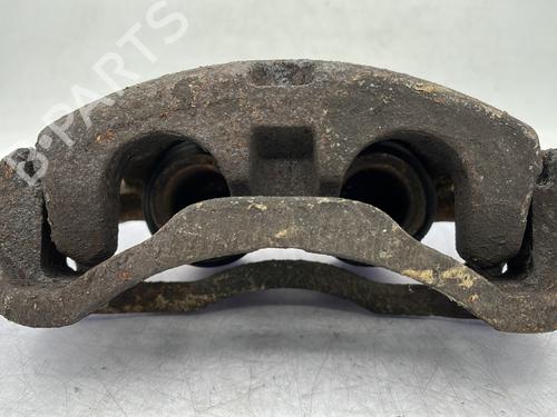 Used Right front brake caliper IVECO DAILY III Van 35 C 12 V, 35 S 12 V (AGKA43A2, AGKB43A2, AGKB46A2,... (116 hp) 24551197
