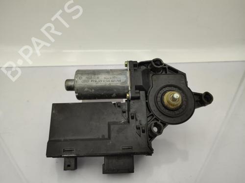 Right front window motor PEUGEOT 307 Break (3E) 2.0 HDI 90 | BP23677340E20 - Image 4