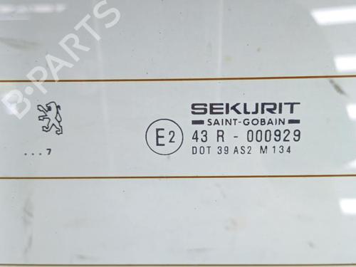 Bootlid window PEUGEOT 605 (6B) 2.0 16V | BP23706444C64 