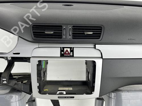 Dashboard VW PASSAT B6 Variant (3C5) 2.0 TDI 16V | BP23741472C46  - Image 9