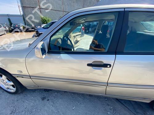Used Left front door Left front door 37531339 37531339