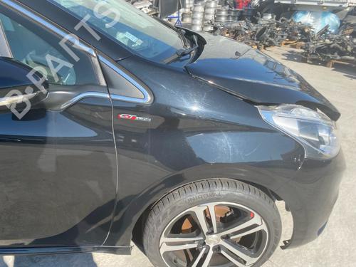 Used Right front fenders Right front fenders PEUGEOT 208 I (CA_, CC_) 1.2 THP 110 (110 hp) 37265139 37265139