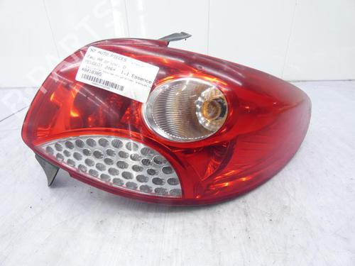 Right taillight PEUGEOT 206+ (2L_, 2M_) 1.1 | BP23698611C35 