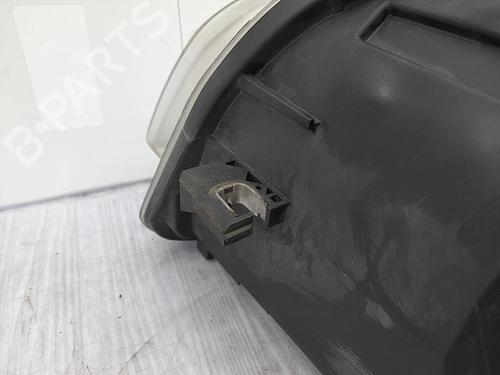 Right headlight AUDI A4 B7 Avant (8ED) 2.0 TDI | BP23708763C29 - Image 2