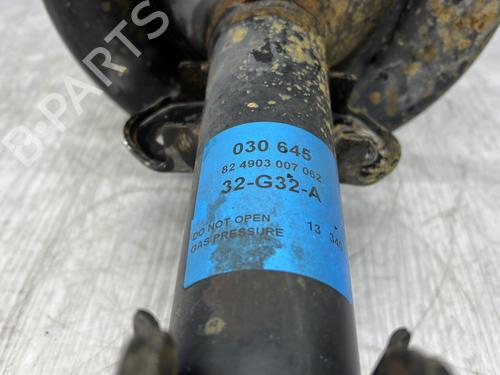 Left front shock absorber CHRYSLER VOYAGER / GRAND VOYAGER III (GS_, NS_) 2.5 TD | BP23684103M16 