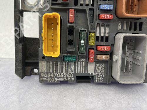 Caixa de fusíveis PEUGEOT PARTNER Tepee 1.6 HDi 75 (16V) | BP30852704E1