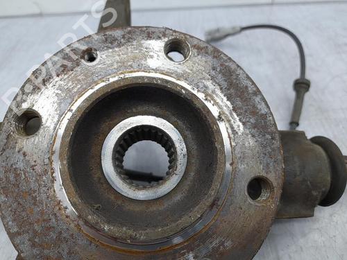 Used Left front steering knuckle CITROËN C4 Grand Picasso I (UA_) 1.6 HDi (109 hp) 23686995